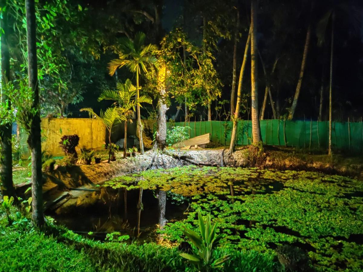 Marari Ebin Charlys Apartment Mararikulam Exterior photo